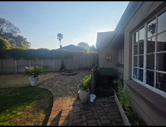 3 BEDROOM HOUSE FOR SALE IN VANDERBIJLPARK SW 5